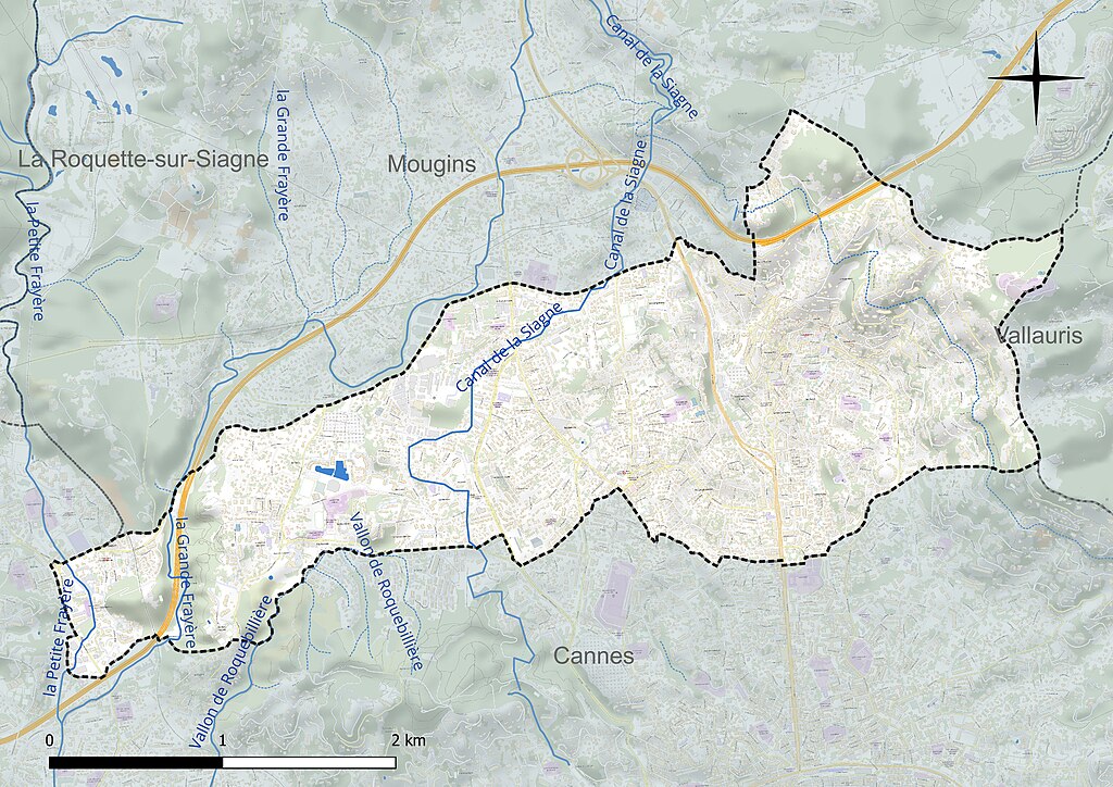 Décrassage ou démoussage de toiture Le Cannet