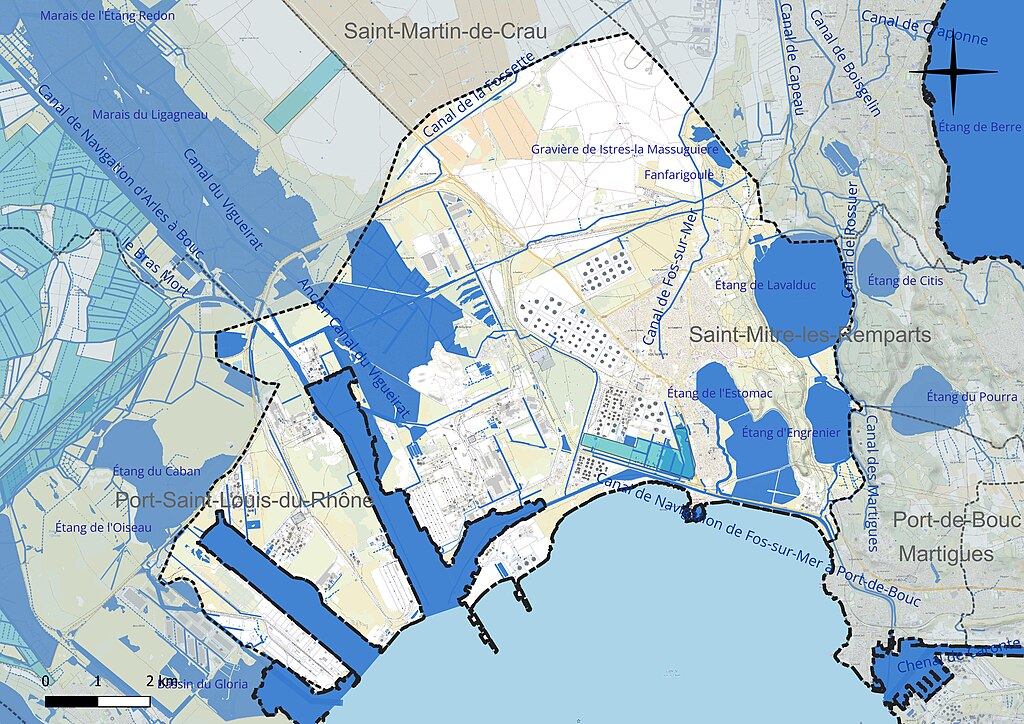 Décrassage ou démoussage de toiture Fos-sur-Mer