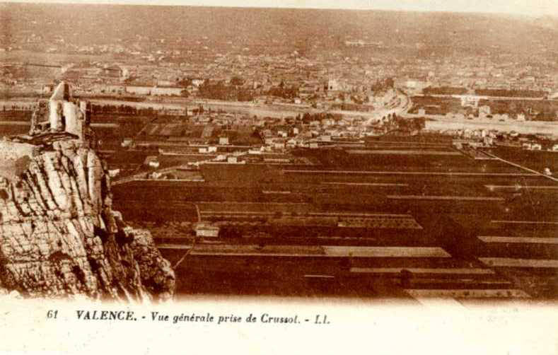 Décrassage ou démoussage de toiture Valence