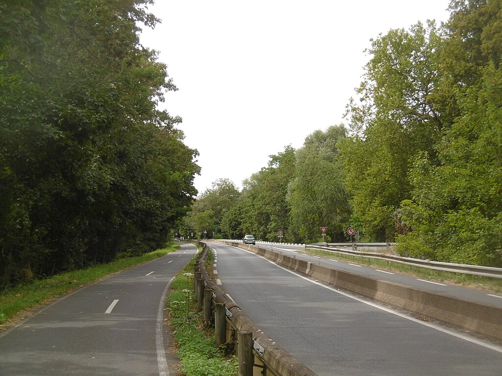 Décrassage ou démoussage de toiture Massy