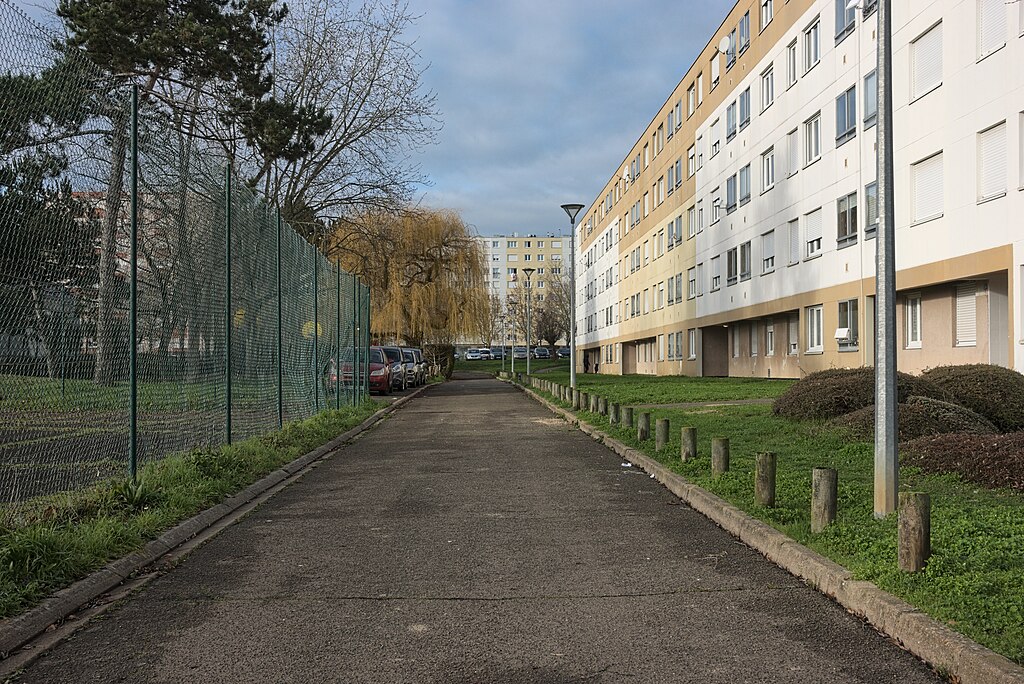 Décrassage ou démoussage de toiture Chartres