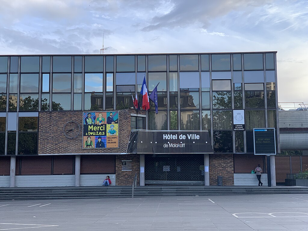 Décrassage ou démoussage de toiture Malakoff