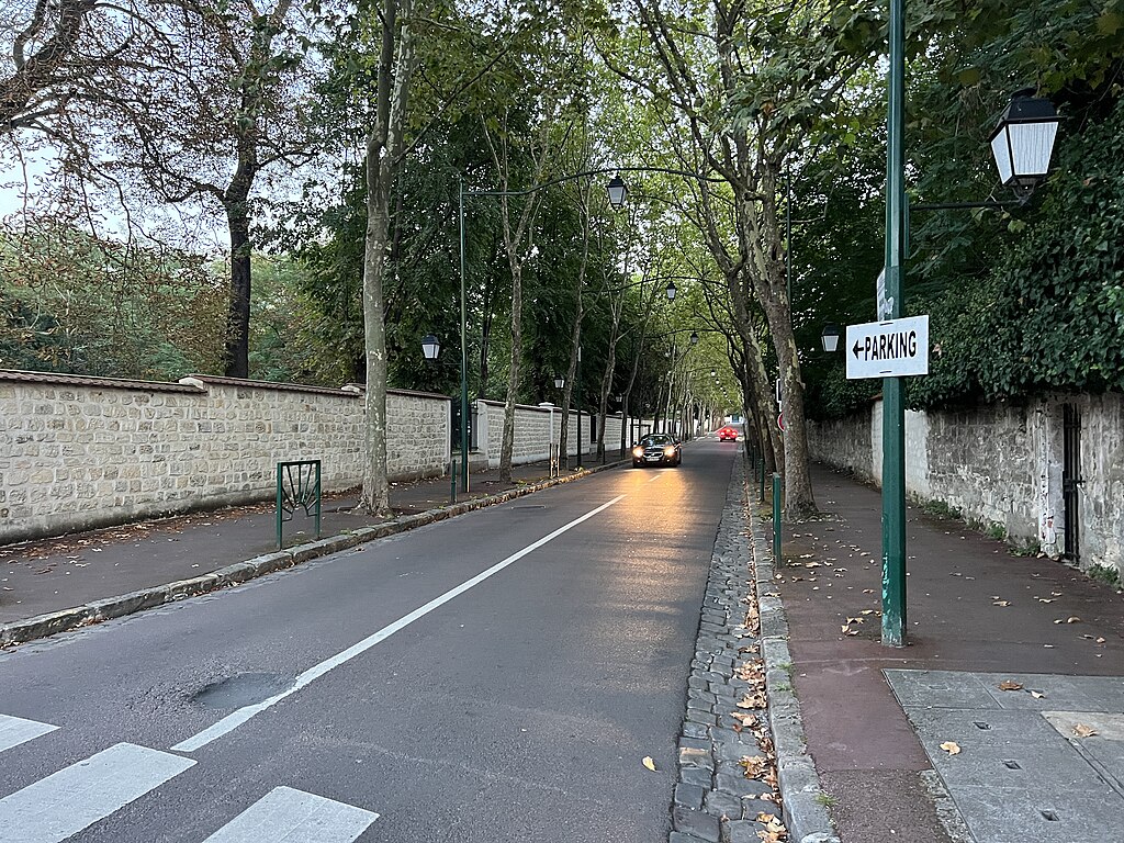 Décrassage ou démoussage de toiture Rueil-Malmaison