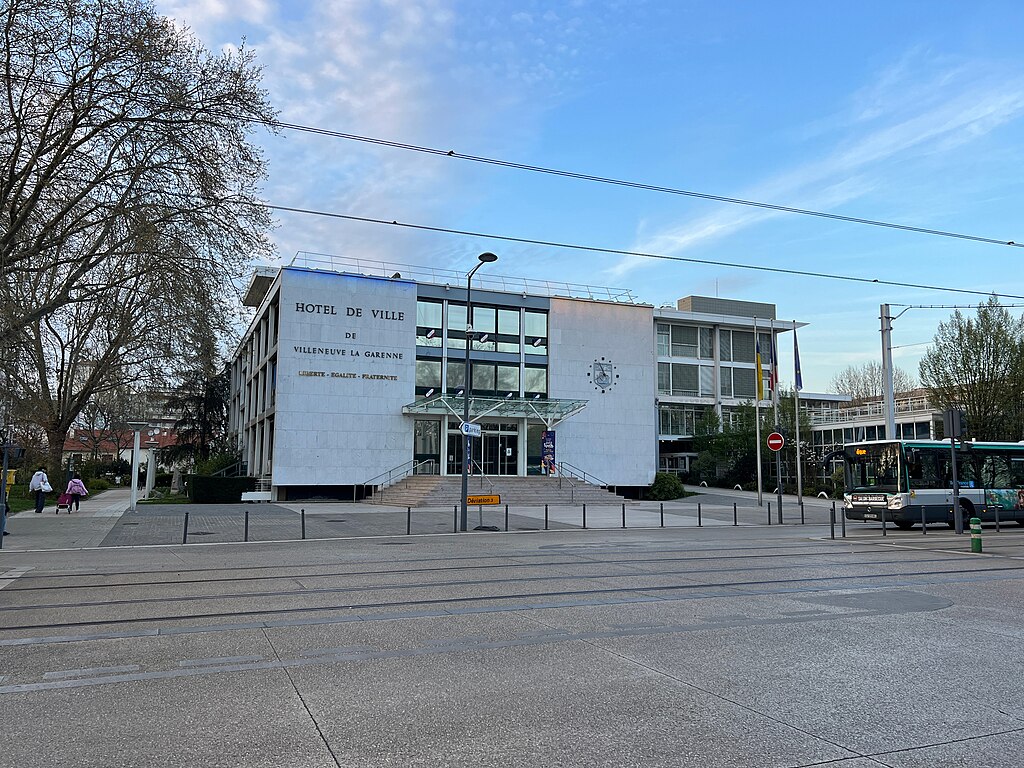 Décrassage ou démoussage de toiture Villeneuve-la-Garenne
