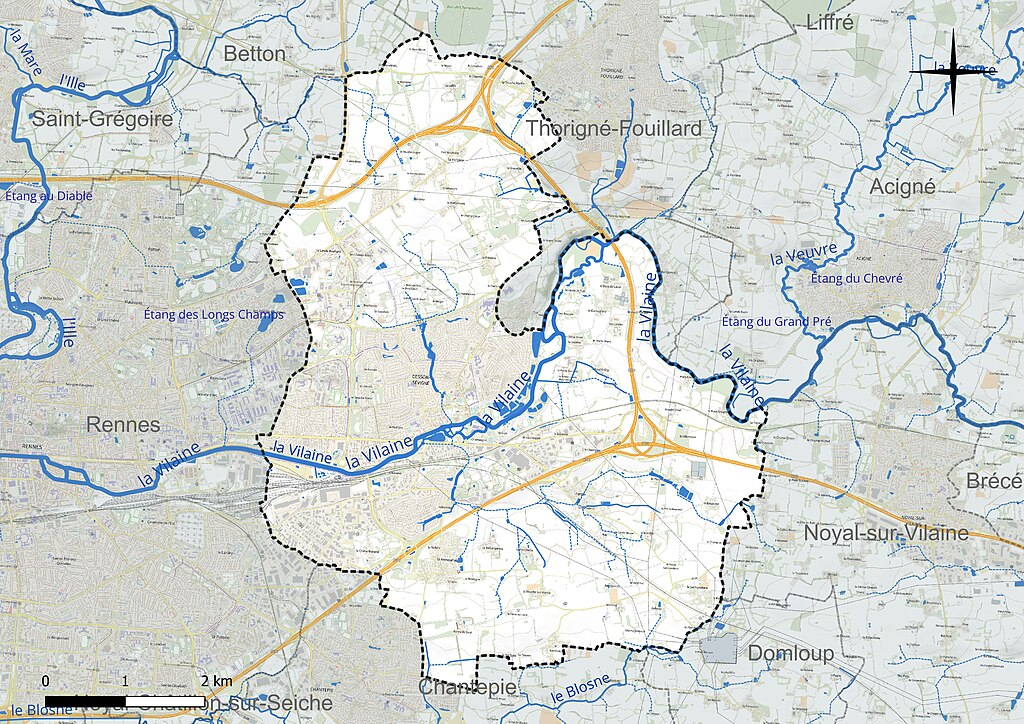 Décrassage ou démoussage de toiture Cesson-Sévigné