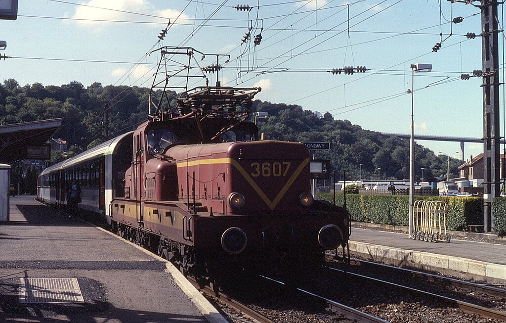 Décrassage ou démoussage de toiture Longwy