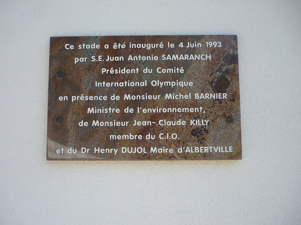 Décrassage ou démoussage de toiture Albertville