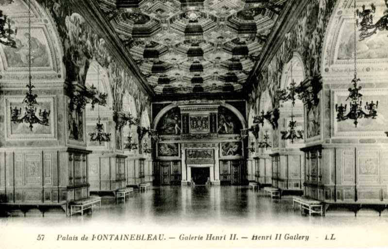 Décrassage ou démoussage de toiture Fontainebleau