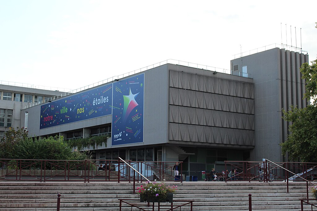 Décrassage ou démoussage de toiture Bondy