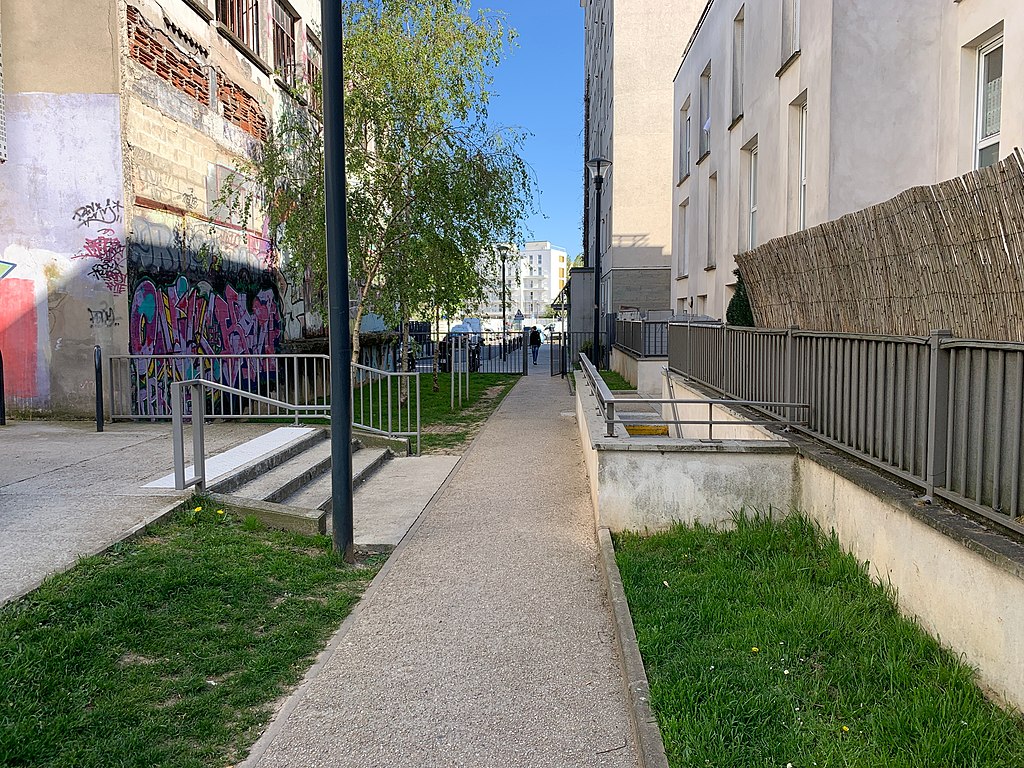 Décrassage ou démoussage de toiture Romainville