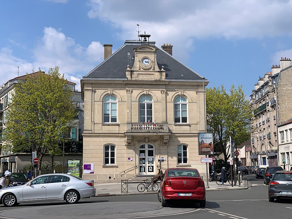Décrassage ou démoussage de toiture Rosny-sous-Bois