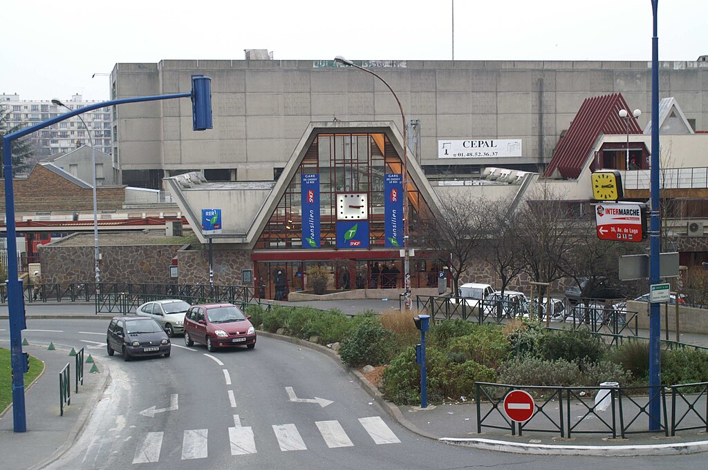 Décrassage ou démoussage de toiture Choisy-le-Roi