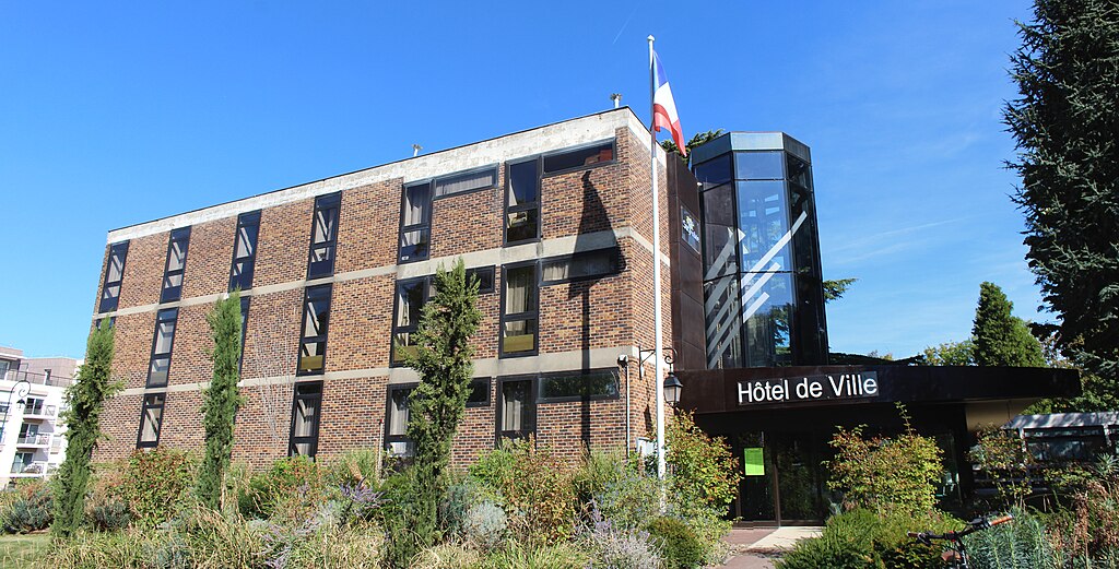 Décrassage ou démoussage de toiture Sucy-en-Brie