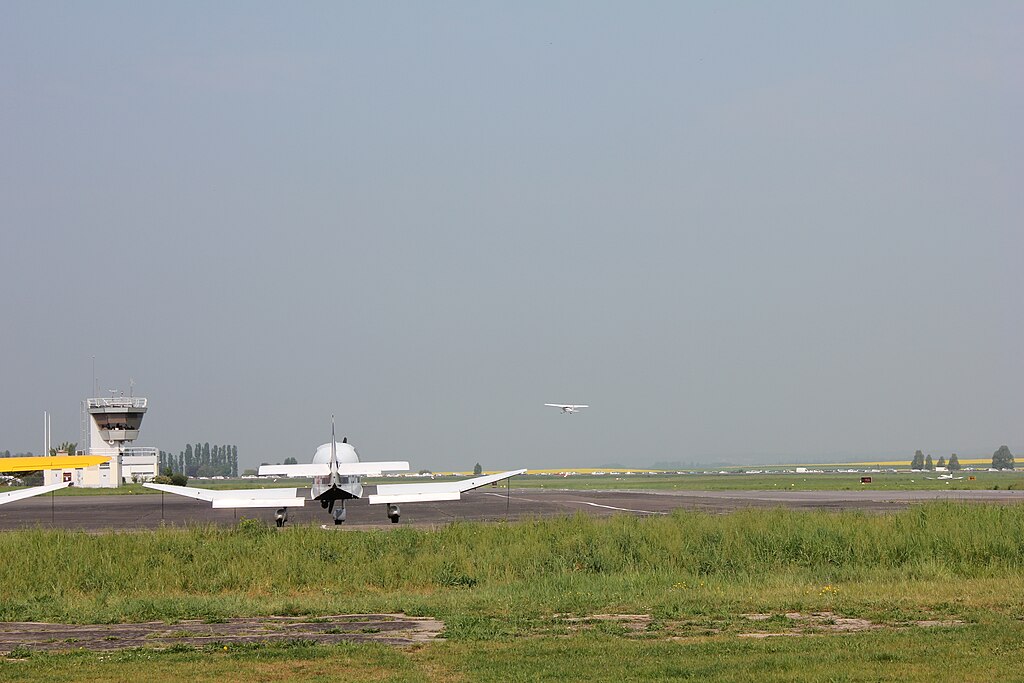 Décrassage ou démoussage de toiture Saint-Cyr-l'École